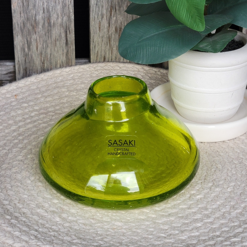 SASAKI crystal green handcrafted bud vase - Picture 7 of 7